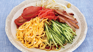 黒酢の冷やし中華