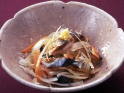 焼きさんまの香味野菜和え