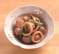 いかと里芋の煮物