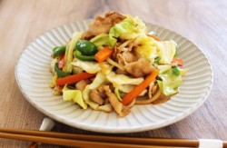 肉野菜炒め