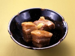おさしみ溜で！豚の角煮