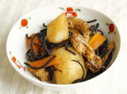 じゃがいもとひじきの煮物