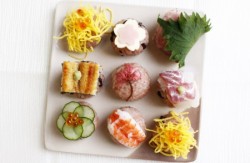 赤飯おこわ　手まり寿司　