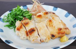 鶏もも肉の塩糀焼き